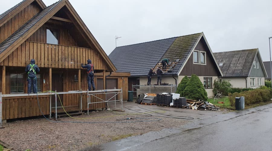 Tvätta, måla eller byta tak – vad lönar sig mest?