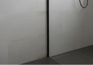 Fuktrisk eller misstänkt skada